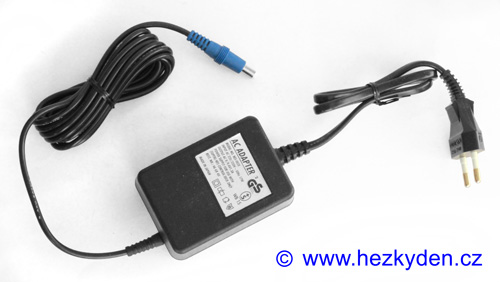 Napájecí adaptér 230V 9V