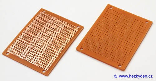 Jednostranný univerzální plošný spoj vrtaný