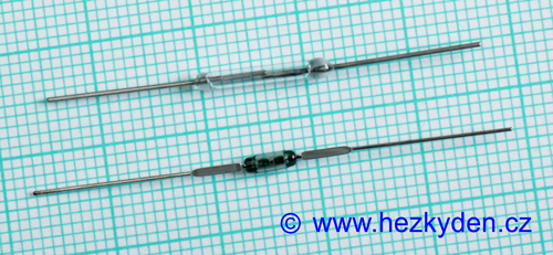 Jazýčkové kontakty - porovnání velikosti