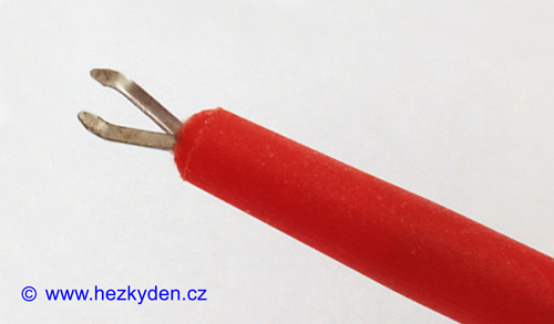 Měřicí háček SMD barevný testovací klips hrot detail
