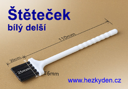 Plastový štěteček - bbílý delší s černými štětinkami