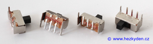 Přepínač mini 2 polohy do DPS rastr 3,5 mm