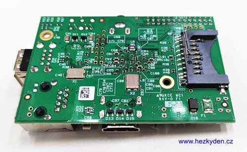 Raspberry PI typ B 512 MB - deska zdola Raspberry PI typ B 512 MB - deska zdola