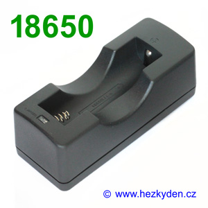 Nabíjecí pouzdro na baterie 18650 velké