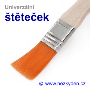 Univerzální štěteček s dřevěnou rukojetí